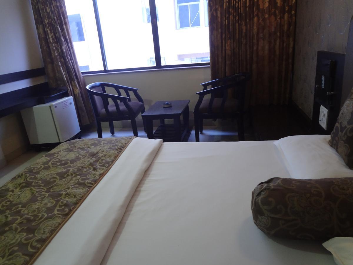 Hotel Savshanti Towers Βαντοντάρα Εξωτερικό φωτογραφία