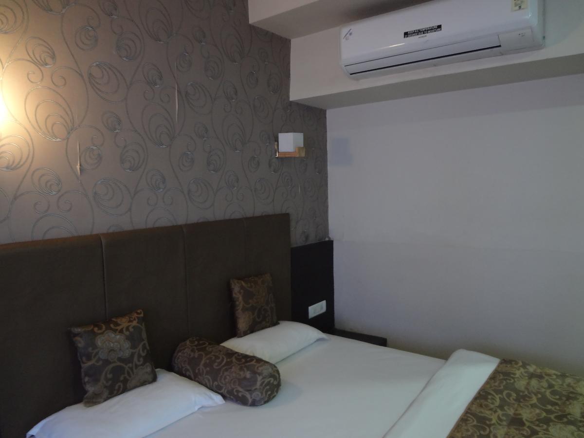 Hotel Savshanti Towers Βαντοντάρα Εξωτερικό φωτογραφία
