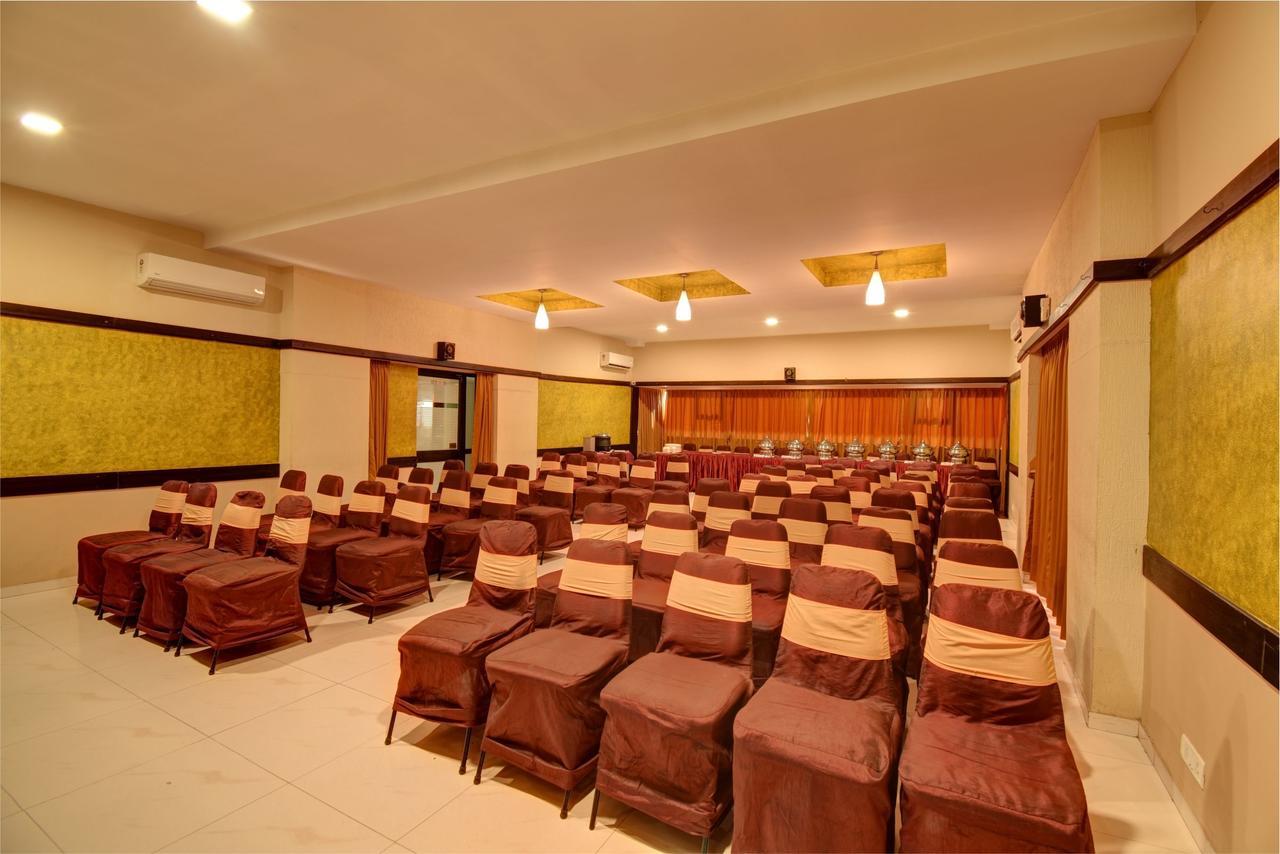 Hotel Savshanti Towers Βαντοντάρα Εξωτερικό φωτογραφία