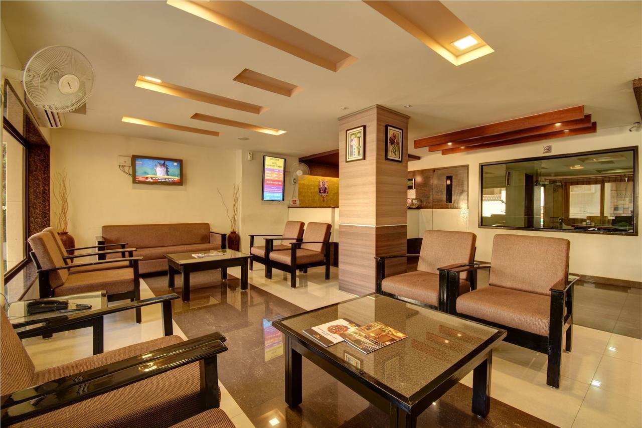 Hotel Savshanti Towers Βαντοντάρα Εξωτερικό φωτογραφία